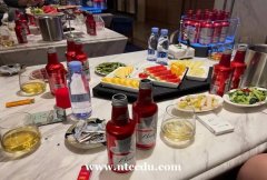 天津夜總會(huì)招聘兼職日薪20面試合適當(dāng)天上班安排住宿