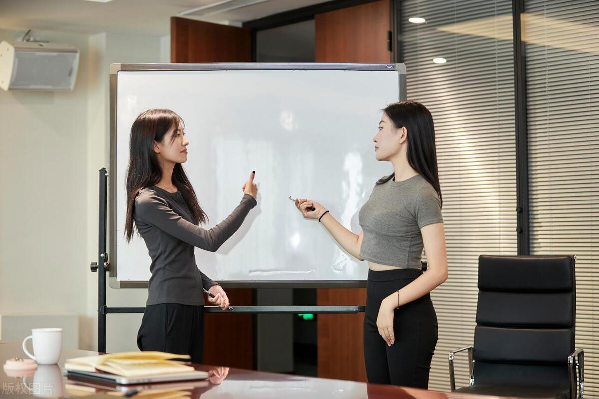 什么是職場PUA？如何破解職場PUA，讓自己不受擺布？